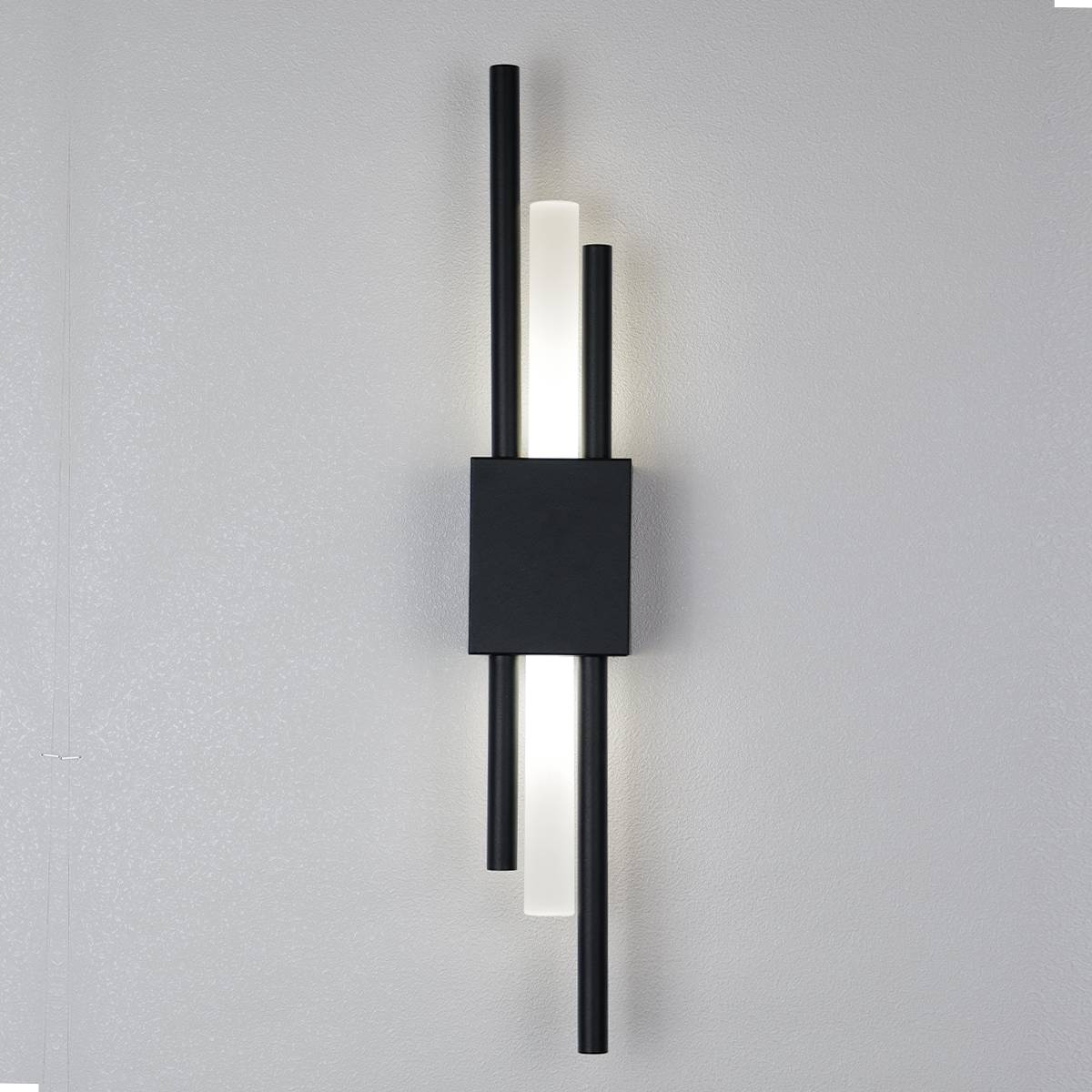 Glitch Wall Light • Black • Rechargeable Battery • 2 Pack