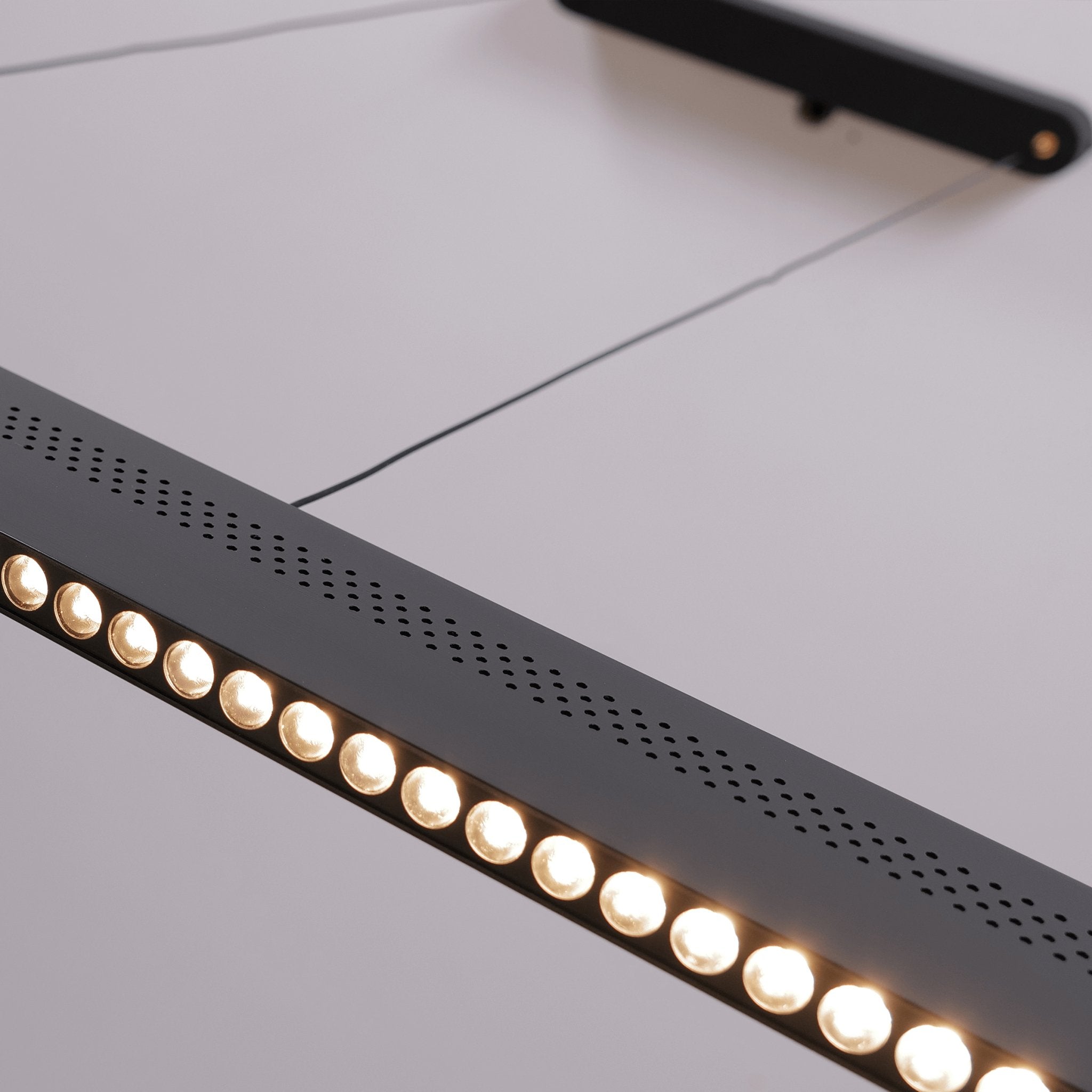 Matrix Light Bar • Black 120CM - Warehouse Sale - Ceiling Lights - Haus of Interiors